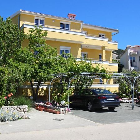 Apartments With A Parking Space Baska, Krk - 18716 Exterior photo