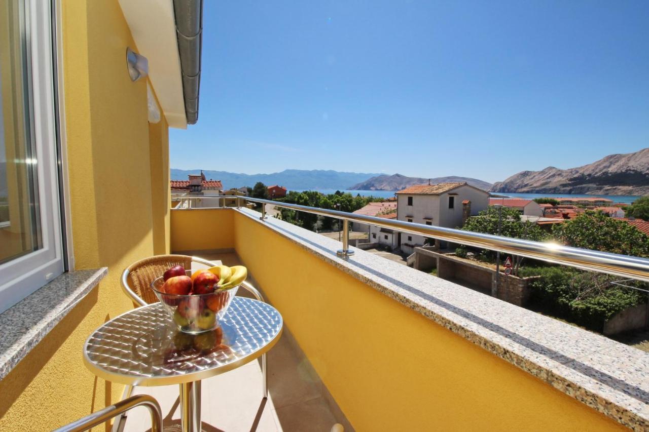Apartments With A Parking Space Baska, Krk - 18716 Exterior photo